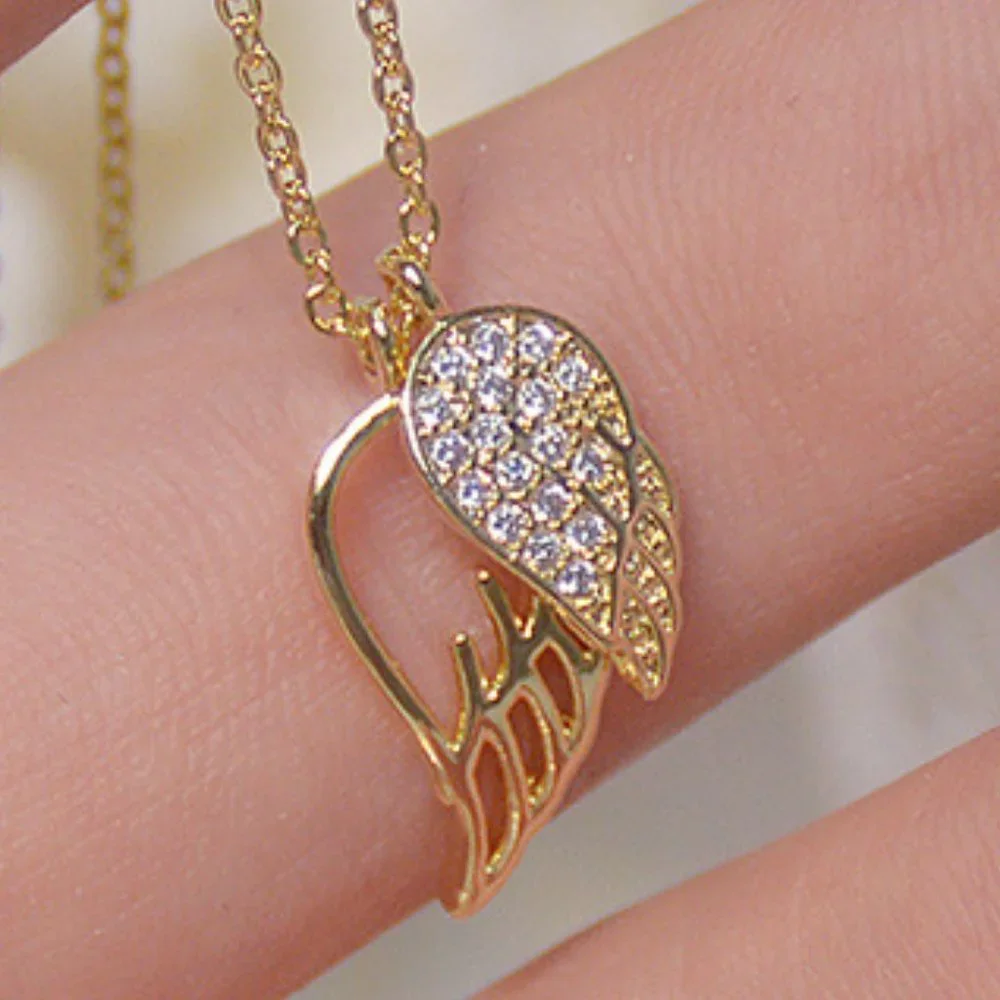 NEW 14K Gold Plated Diamond Angel Wing Necklace - Picture 1 of 9